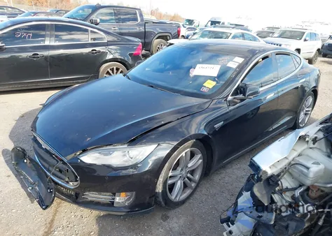 2015 Tesla Model S 70D/85D/P85D from USA, damaged, VIN 5YJSA1H2XFF089815